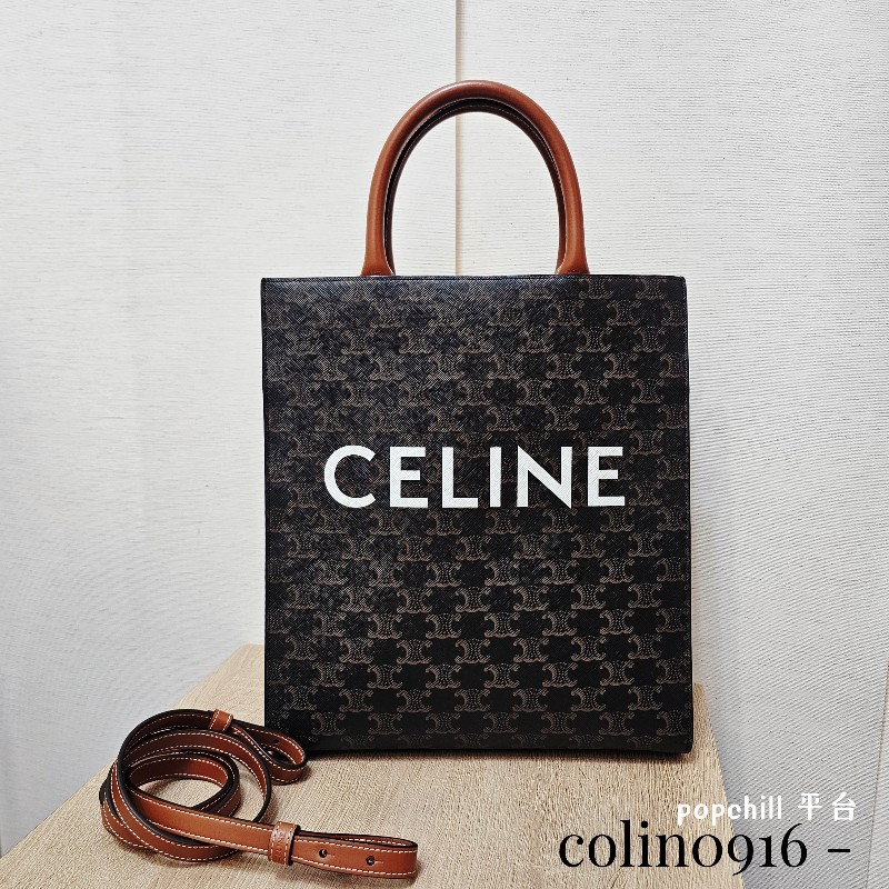 [專櫃價5折入手❣️耐看包款] Celine凱旋門老花手提肩斜背琴譜包-0