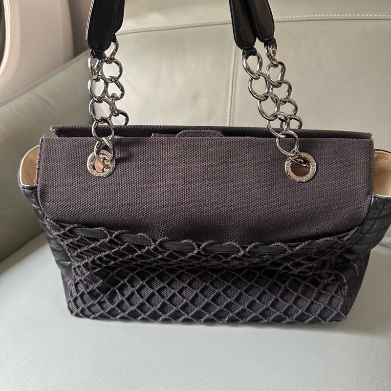 Chanel流浪包，黑銀網袋手提款，容量超大，抵到爛筍盤！-1