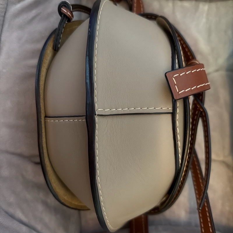 LOEWE GATE BAG 小號-3