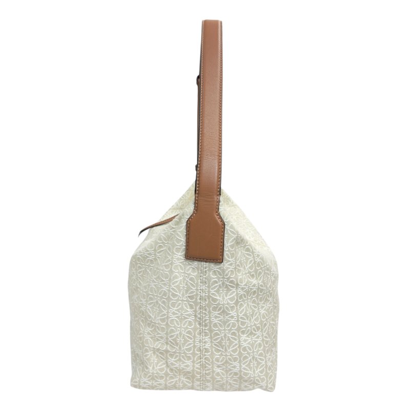 LOEWE Cubi 肩背包-8