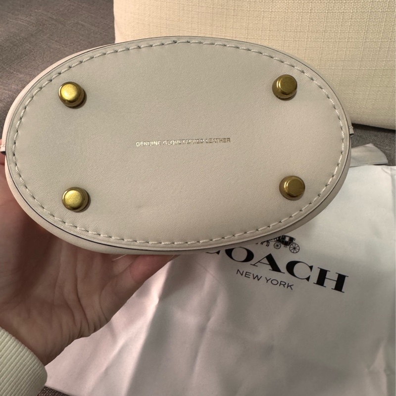 Coach DAKOTA 16 水桶包 -白色 ✨全新吊牌未拆✨-2