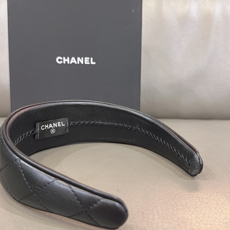 香奈兒寬版皮革髮箍-7