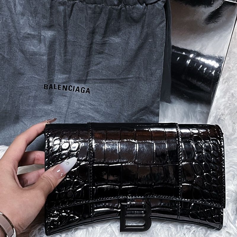 巴黎世家鱷魚壓紋黑woc 側背包-0