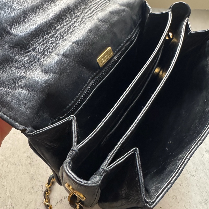 Bally 黑色菱格紋 classic flap chain bag 真皮鏈包 斜背手提-22