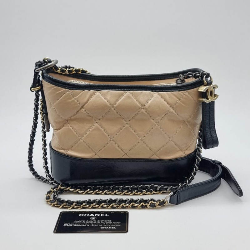 【包稅】CHANEL Gabrielle Hobo Bag 米色 CHB061238-6