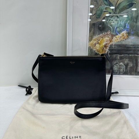 CELINE黑金三合一Trio單肩斜背包，實用時髦，適合多種場合，可鹽可甜