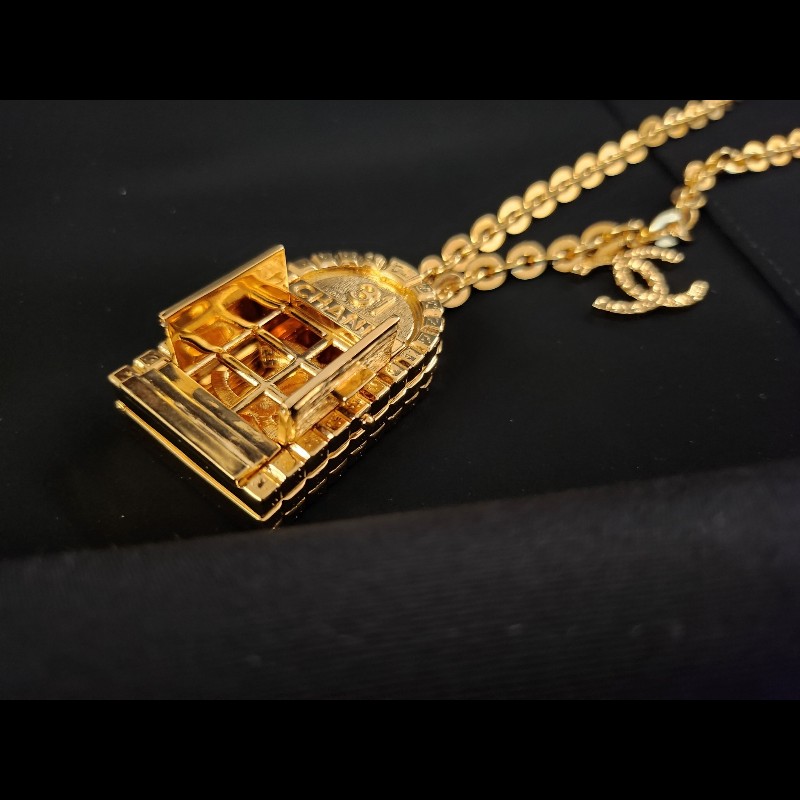 (近新閒置品)Chanel總部門牌項鍊(王一博同款)-4