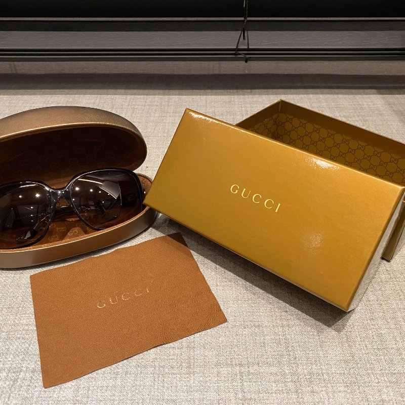 GUCCI 太陽眼鏡琥珀鏡框咖灰鏡片-1