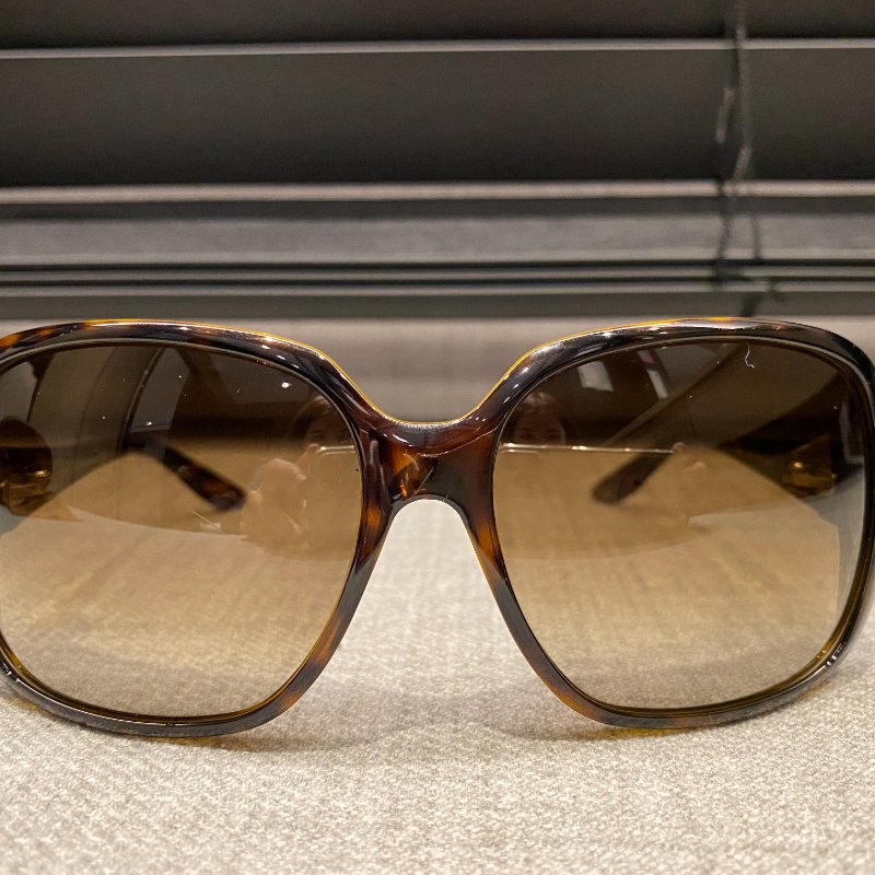 GUCCI 太陽眼鏡琥珀鏡框咖灰鏡片-3