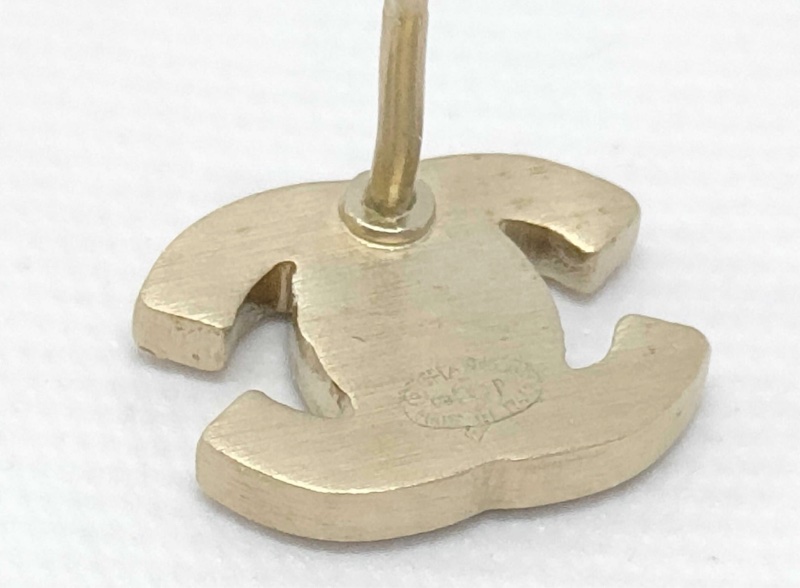 Chanel經典雙 C 水鑽耳環-8