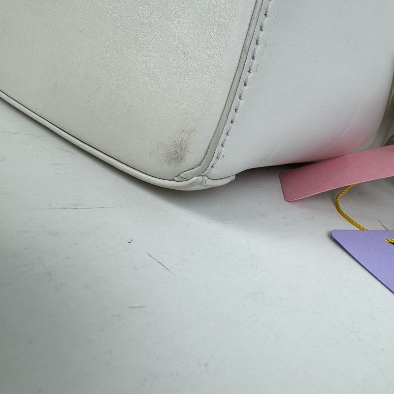 Loewe 中號 白puzzle寬肩帶經典款-4