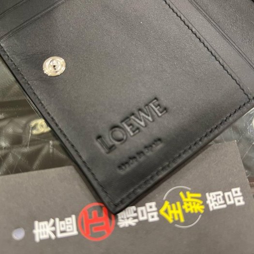 東區正精品㊣LOEWE PUZZLE C510W73X08 全新黑色牛皮拼接全皮對開銀釦拉鍊釦子短夾 RZ6160-3