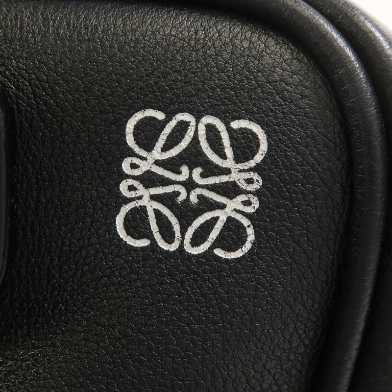 LOEWE 牛皮皮革Amazona 75銀扣手挽肩背兩用袋-16