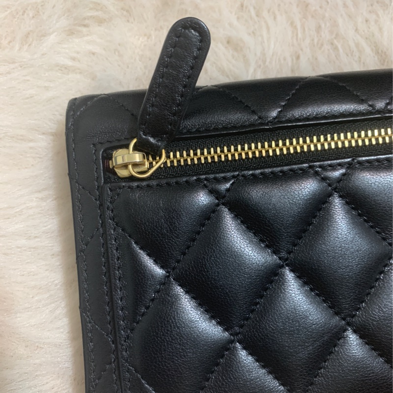Chanel黑金三折短夾-15