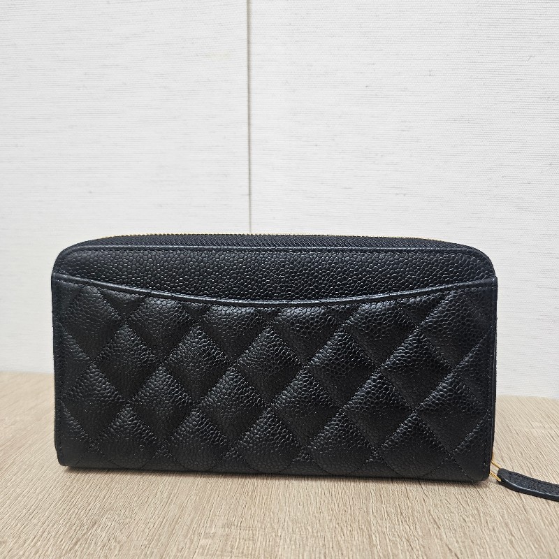 [未使用新品品況超新❣️] Chanel黑荔枝皮金釦拉鏈長夾-1