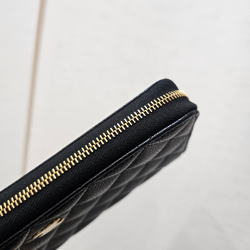 [未使用新品品況超新❣️] Chanel黑荔枝皮金釦拉鏈長夾-4