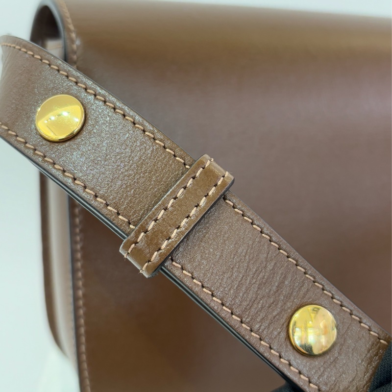 駝色牛皮1955中號掀蓋斜背包-12