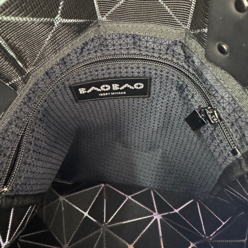 BAO BAO 6x6亮面 薰衣草紫 三宅一生手提包-9