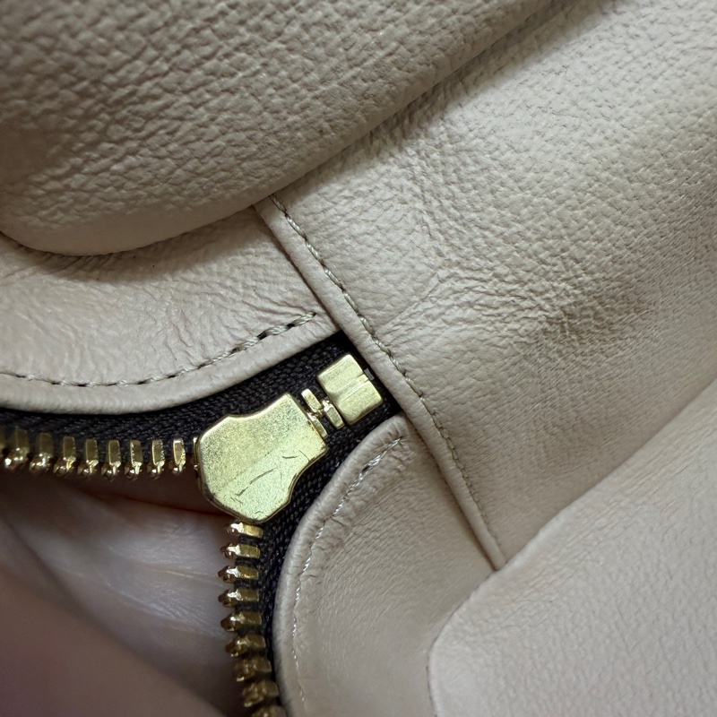 LV 原花金釦nice nano手提化妝包M44936-19