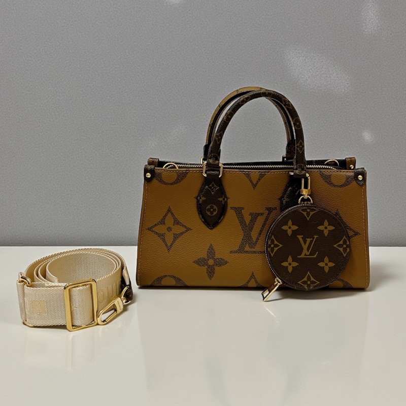 莉亞精品♡ Lv On the go 拼色橫版 二手美包-0