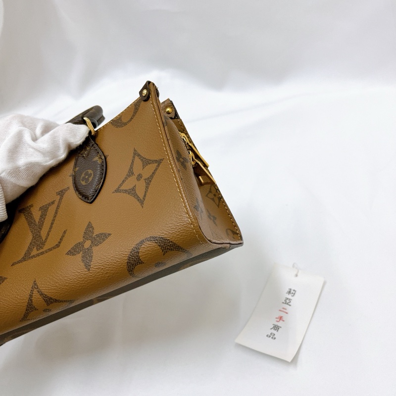 莉亞精品♡ Lv On the go 拼色橫版 二手美包-11