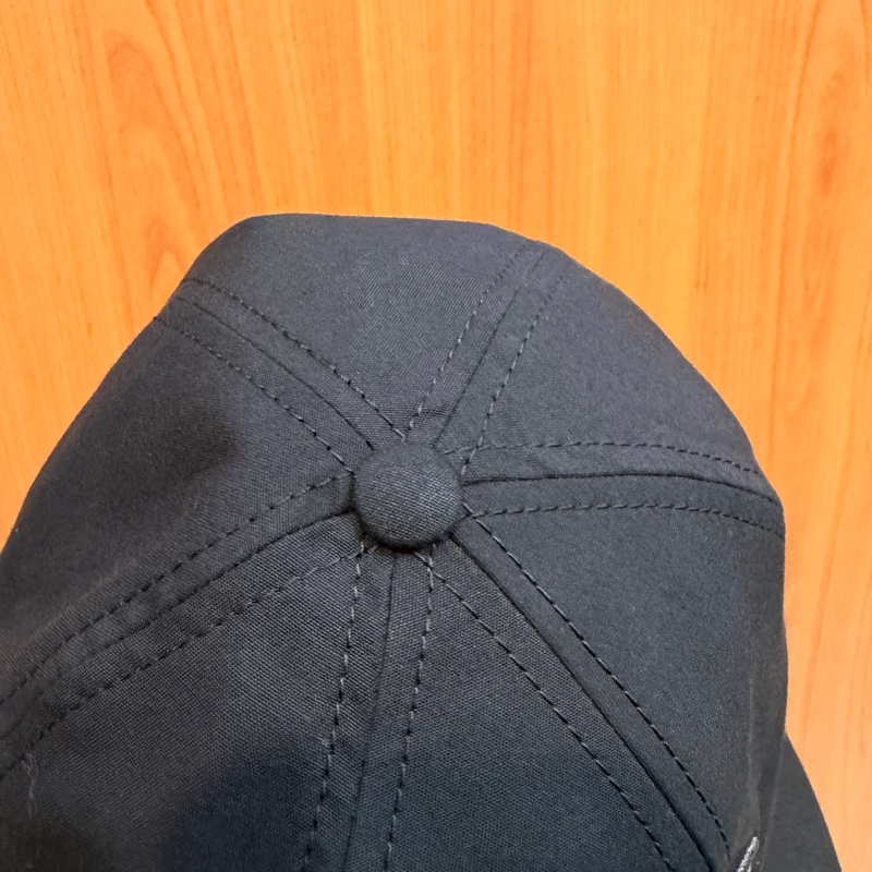 LV 黑色棉質Only LV棒球帽M7633M-5