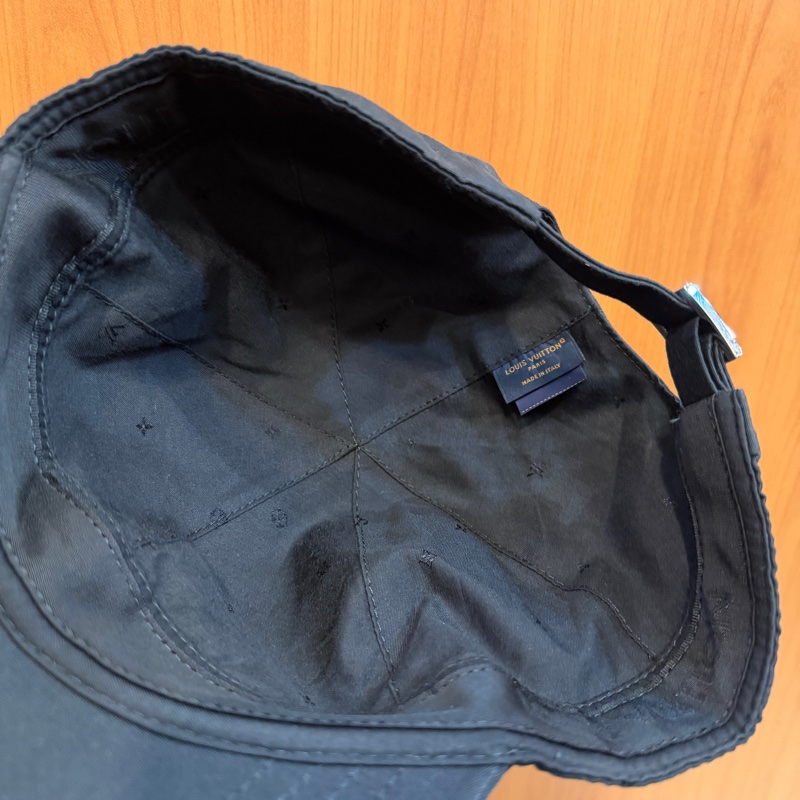 LV 黑色棉質Only LV棒球帽M7633M-6