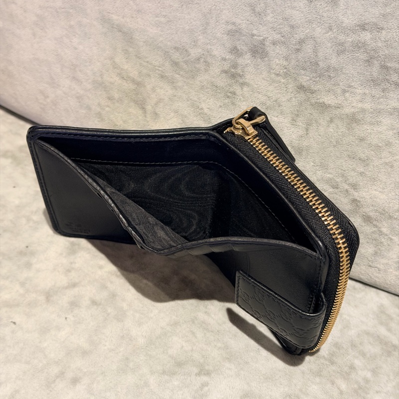經典不敗｜Gucci Guccissima 黑色牛皮拉鍊短夾（附原廠盒裝、防塵袋）-8