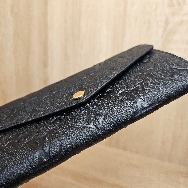 [品況新 經典LV長夾❣️] LV黑牛皮壓紋金釦Sarah信封長夾-6