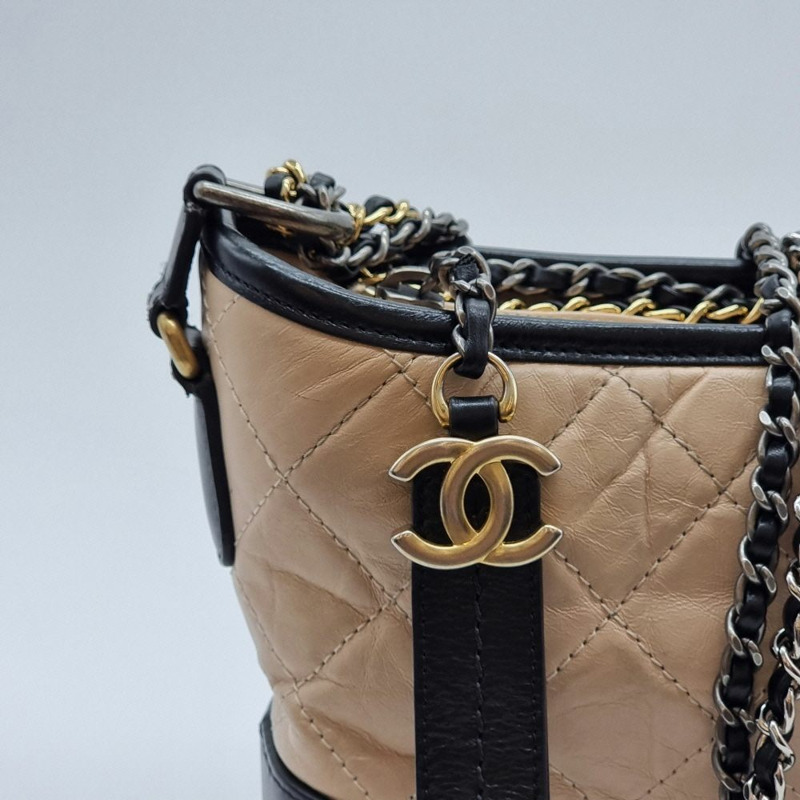 【包稅】CHANEL Gabrielle Hobo Bag 米色 CHB070128-2