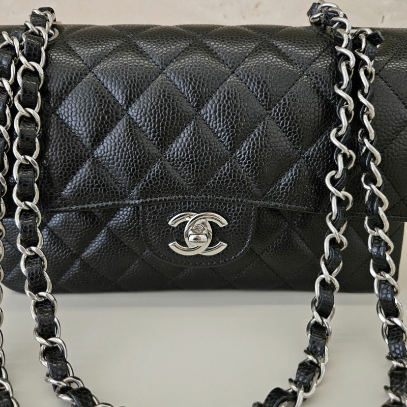 【包稅】CHANEL 【小號】魚子醬經典翻蓋斜背包 CHB071604-3