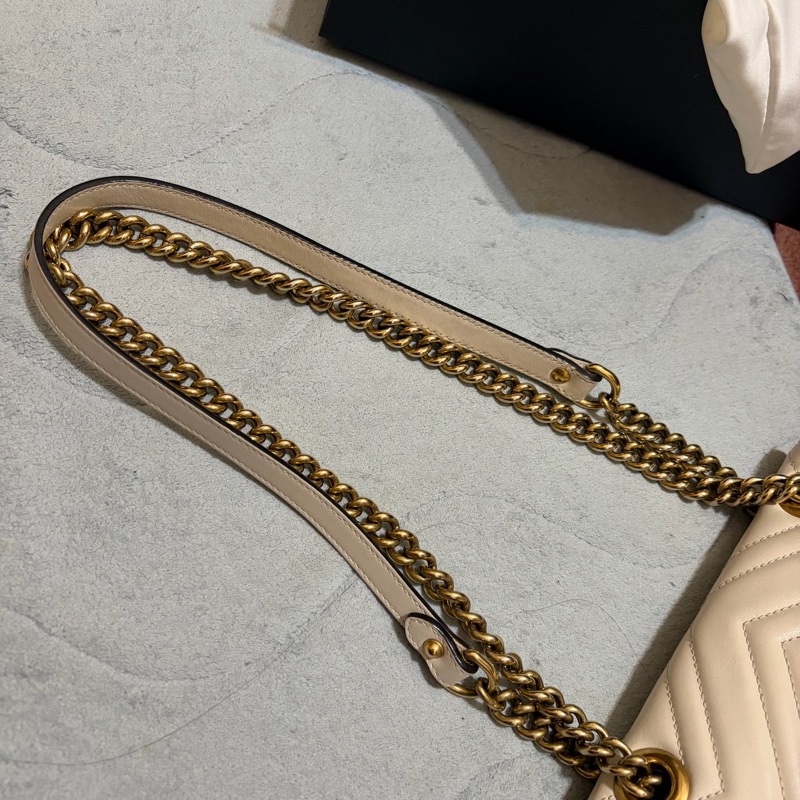 GUCCI MARMONT 氣質米白-11