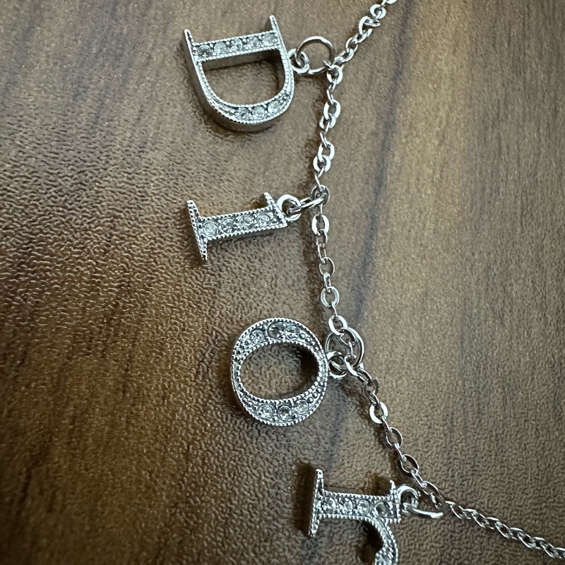 Dior字母闪石項錬-3