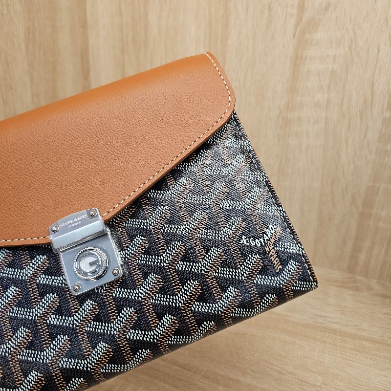 [未使用新品❣️平台最甜價出] Goyard棕色牛皮老花Chypre斜背WOC-7