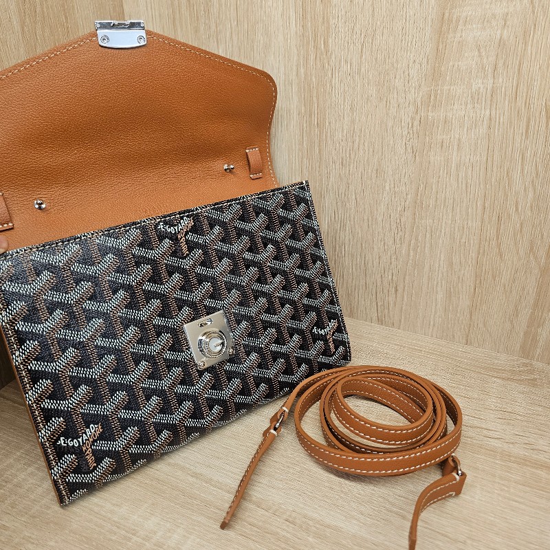 [未使用新品❣️平台最甜價出] Goyard棕色牛皮老花Chypre斜背WOC-11