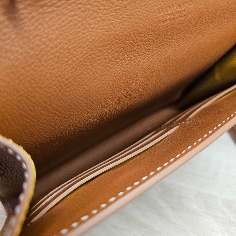 [未使用新品❣️平台最甜價出] Goyard棕色牛皮老花Chypre斜背WOC-14