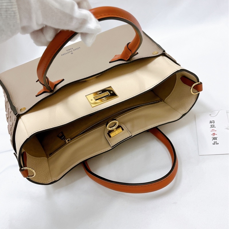 莉亞精品♡LV M53825 ON MY SIDE MM 奶茶拼色托特斜背包 二手-7