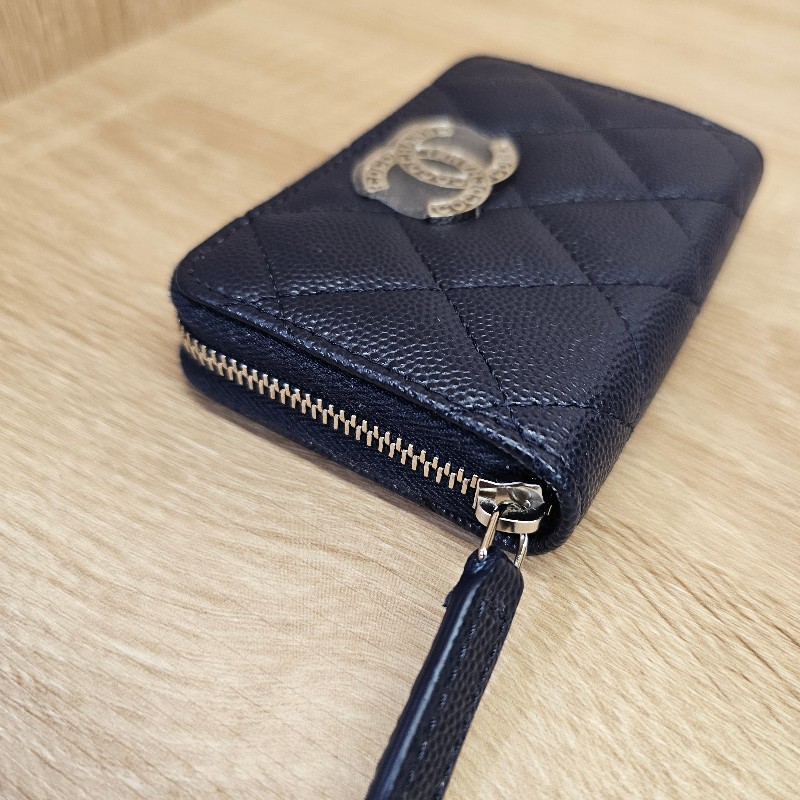 [未使用新品☺️] Chanel深藍荔枝皮銀釦coco鏤空雙C拉鏈零錢卡包-8