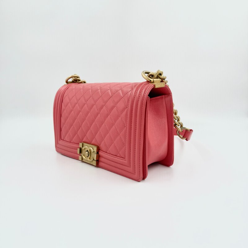 CHANEL - 粉色荔枝皮金釦BOY 25斜背包-3