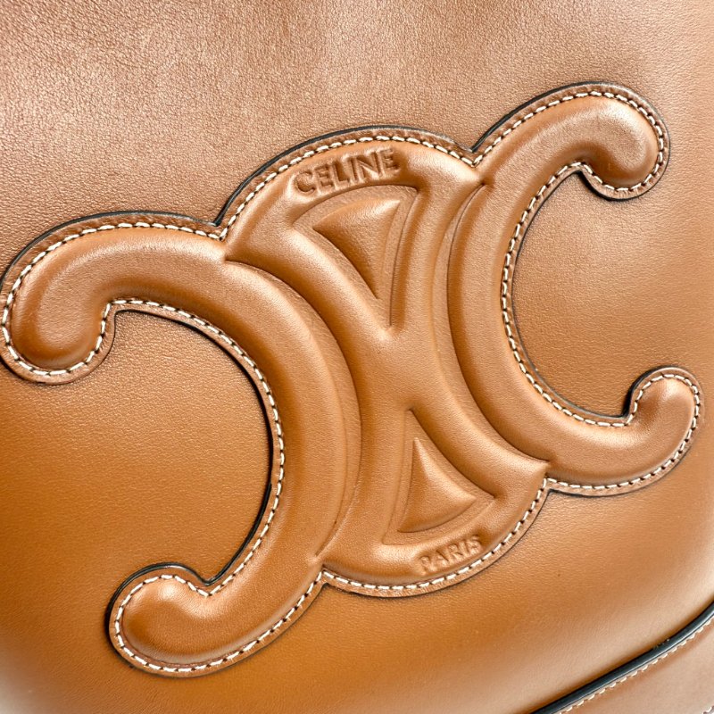 CELINE - 焦糖色牛皮 CUIR TRIOMPHE凱旋門水桶包(小號)-14