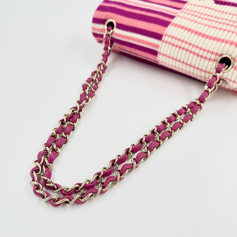 CHANEL - 粉紅色銀釦條紋針織包-10