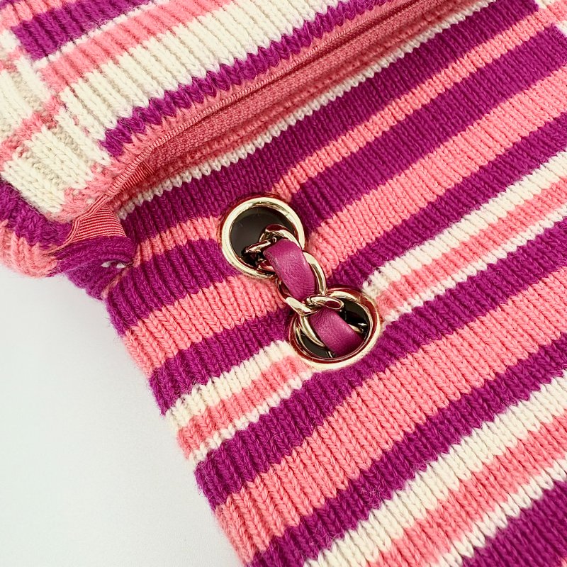CHANEL - 粉紅色銀釦條紋針織包-15