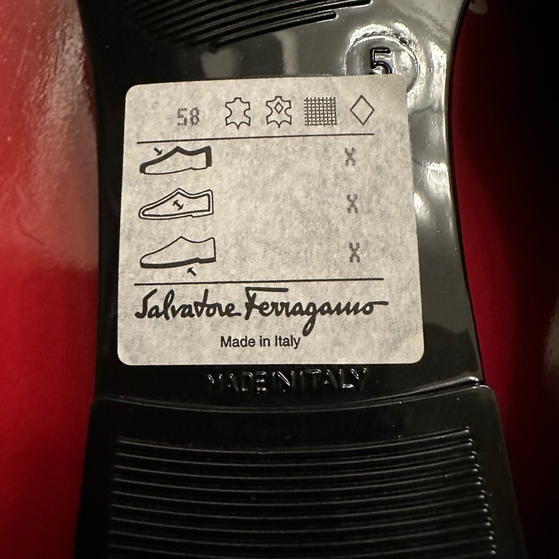 全新Salvatore Ferragam 蝴蝶結果凍涼鞋-5