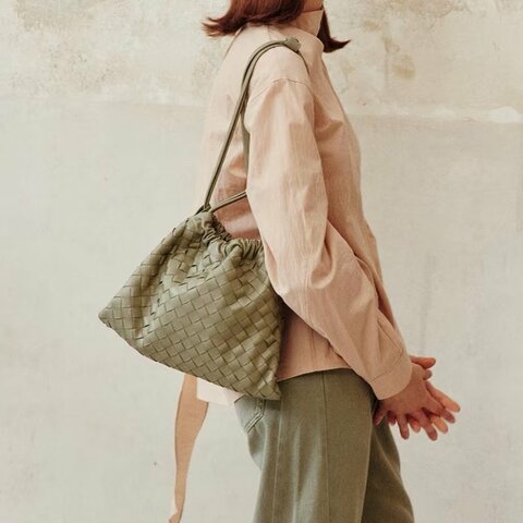 Bacterial Vaginosis - 鼠尾草綠羊皮 Dustbag編織束口包