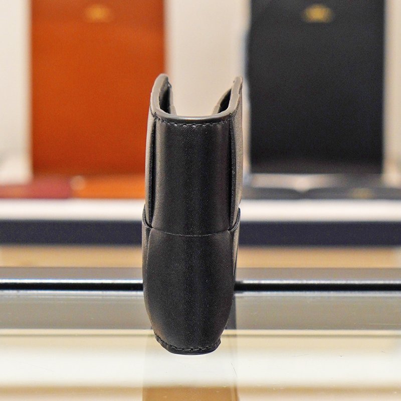 🎊新年特賣🧧Bottega Veneta 649603 男款 Bi-Fold 小牛皮雙折短夾/錢包 黑色-3