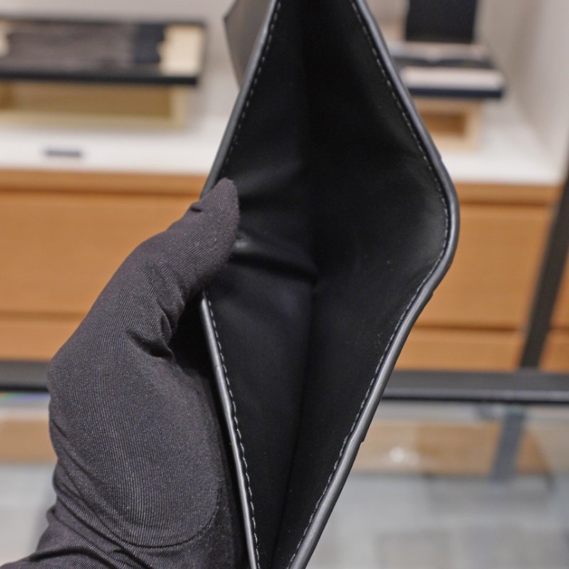 🎊新年特賣🧧Bottega Veneta 649603 男款 Bi-Fold 小牛皮雙折短夾/錢包 黑色-8