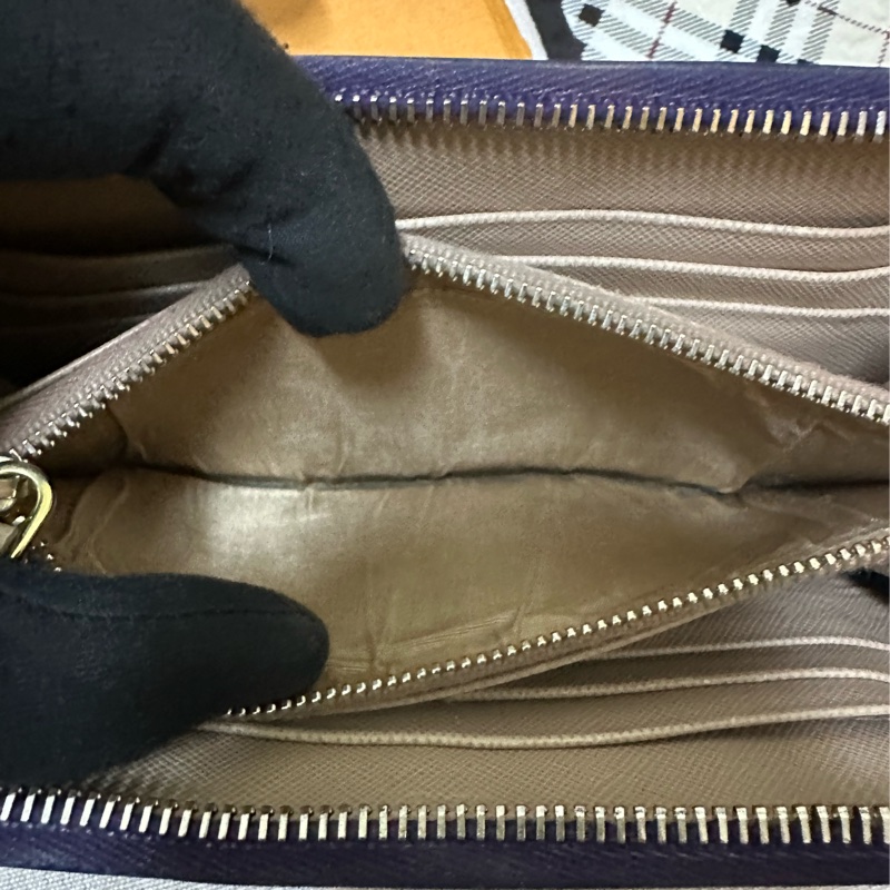 PRADA 海軍藍長夾-14