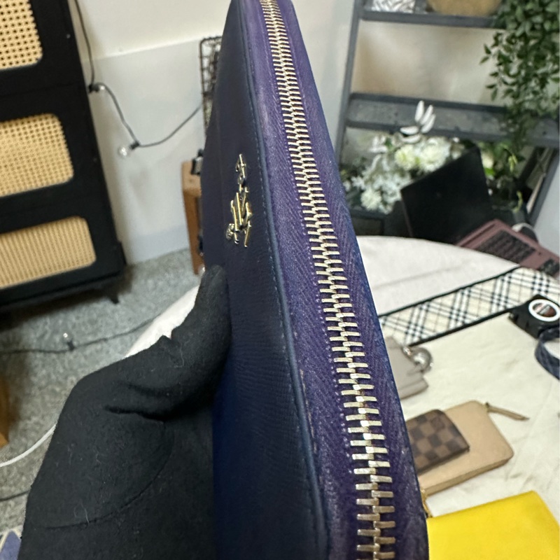 PRADA 海軍藍長夾-22