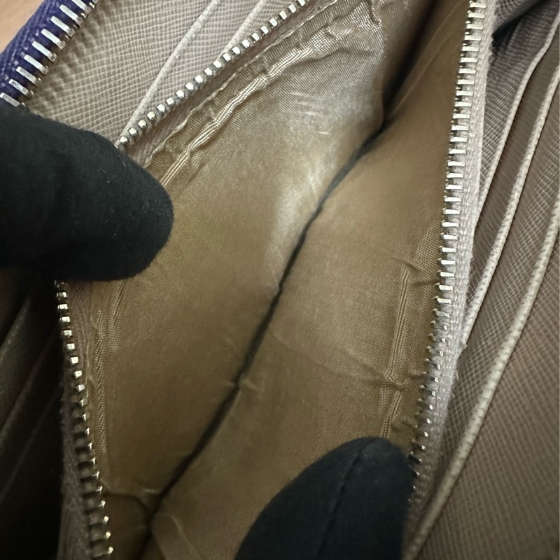 PRADA 海軍藍長夾-26