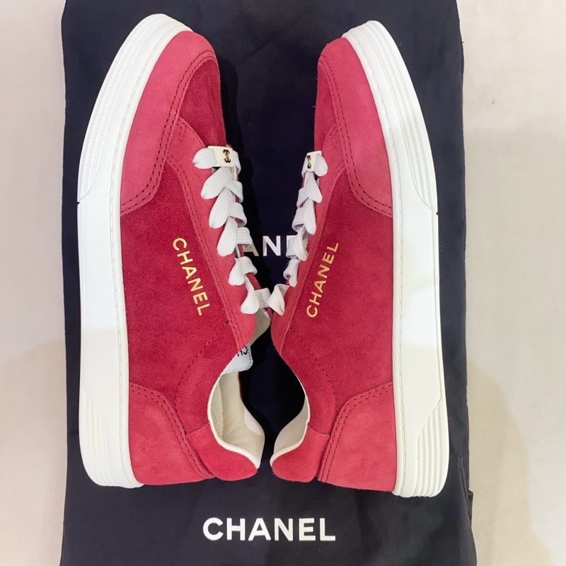 Chanel香奈兒 紅色麂皮logo板鞋休閒鞋平底鞋  99 新36.5碼-2